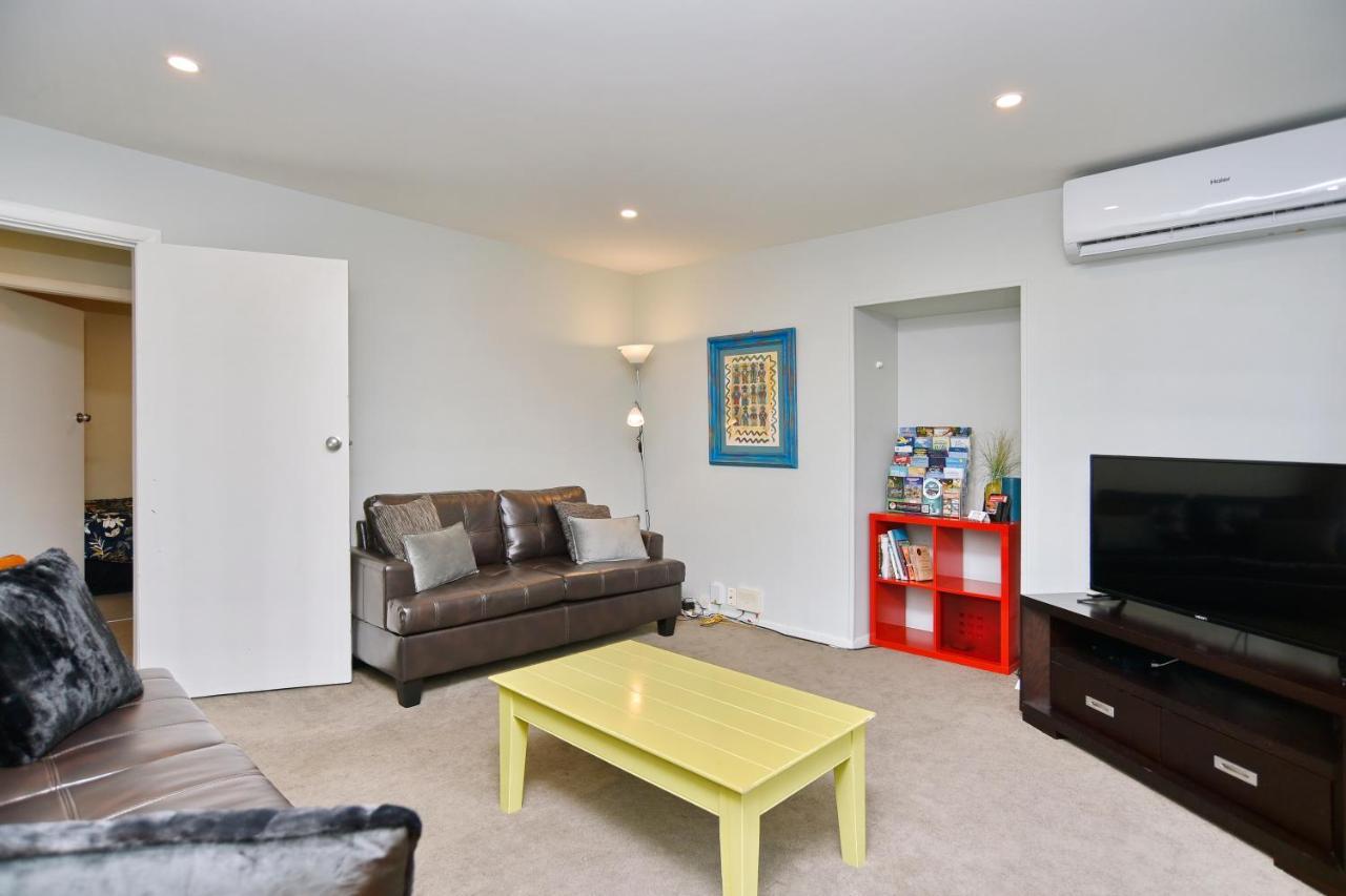 Charlesworth Villa - Christchurch Holiday Homes מראה חיצוני תמונה