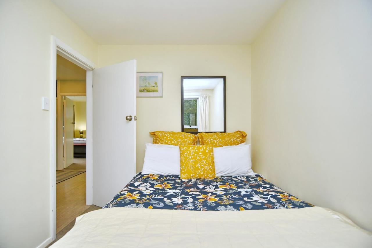Charlesworth Villa - Christchurch Holiday Homes מראה חיצוני תמונה