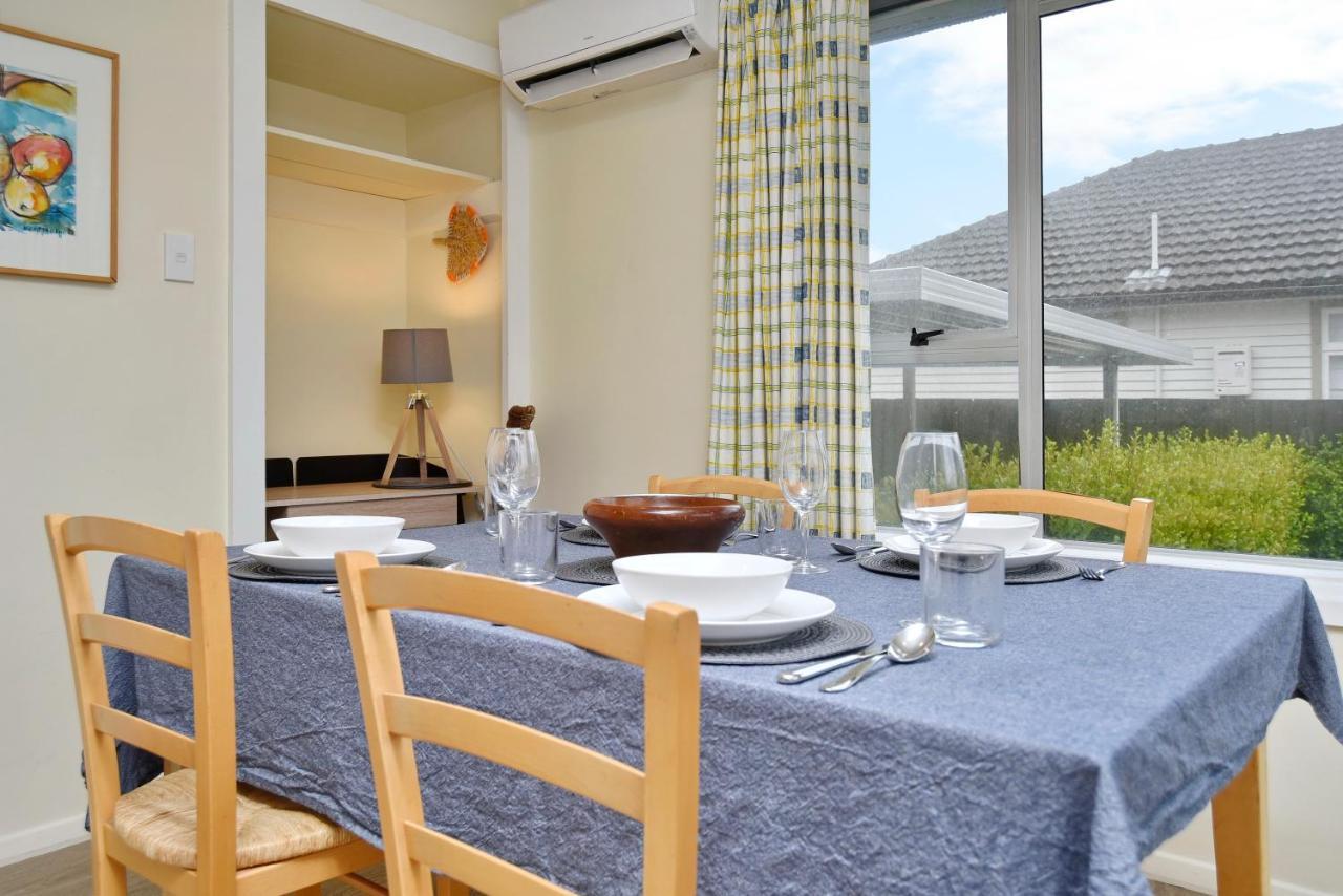 Charlesworth Villa - Christchurch Holiday Homes מראה חיצוני תמונה
