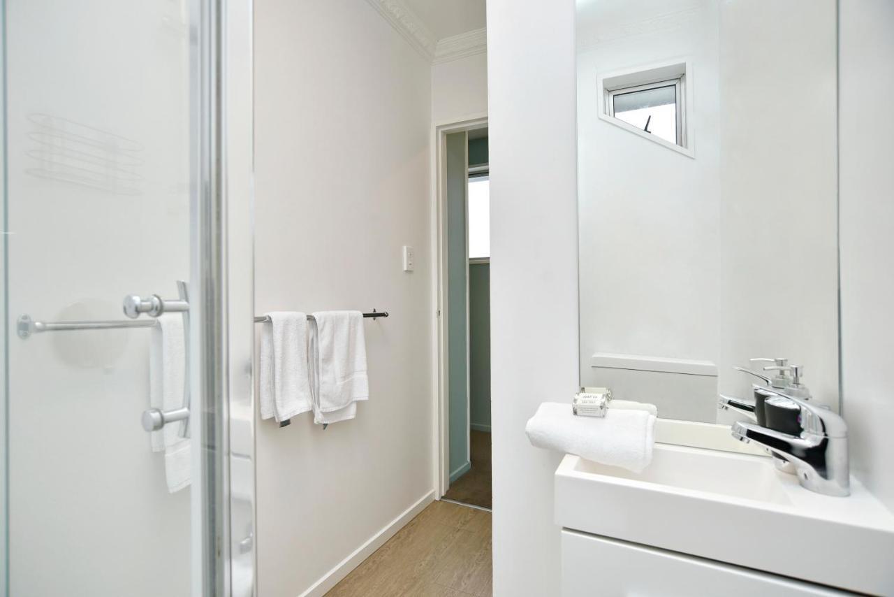 Charlesworth Villa - Christchurch Holiday Homes מראה חיצוני תמונה